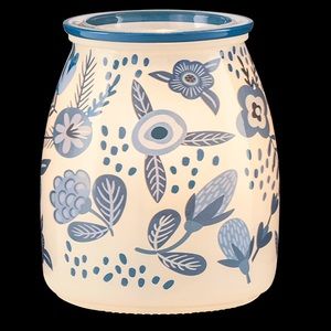Scentsy Hope Blooms Warmer